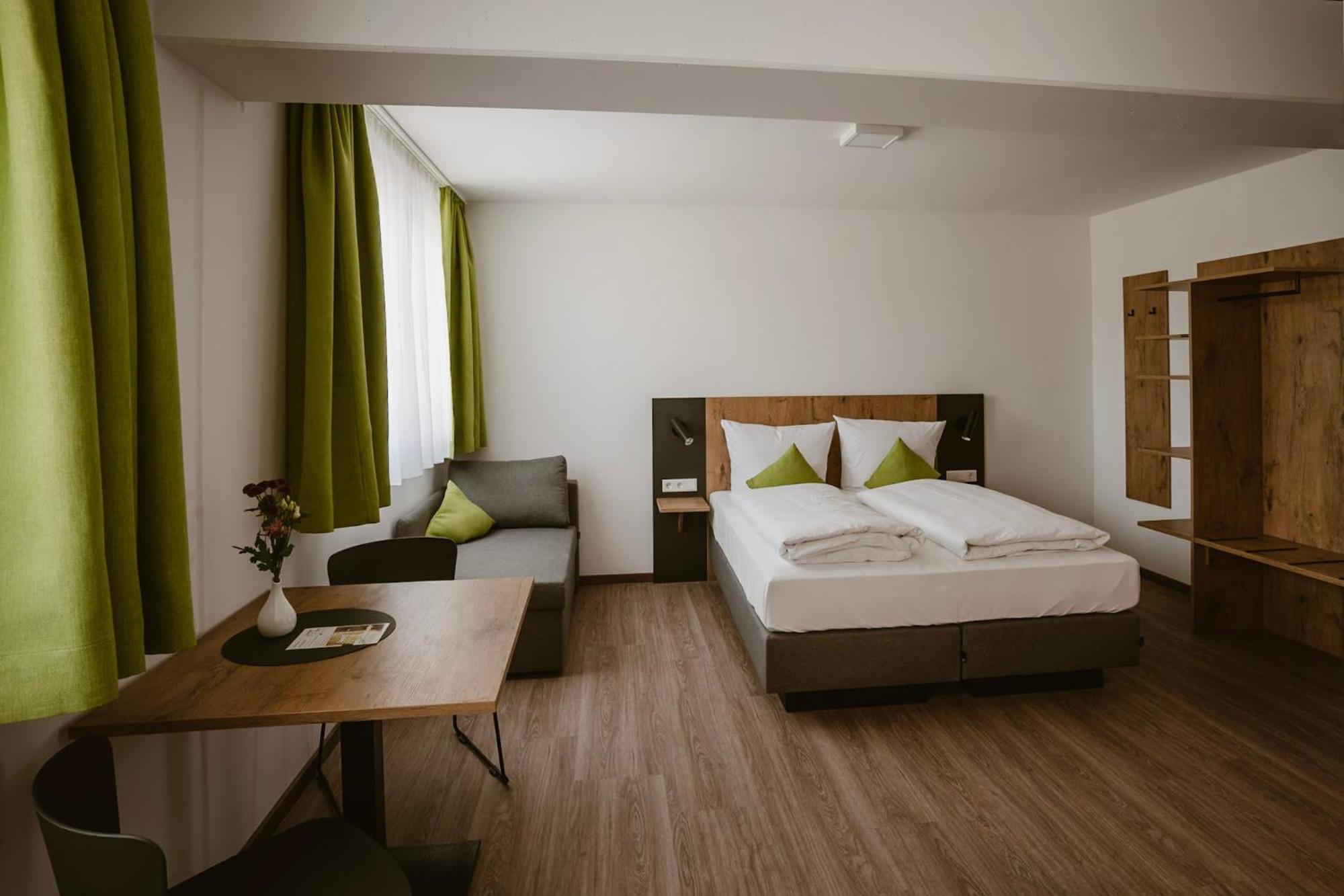 Motel Sleep Inn Toging am Inn Экстерьер фото